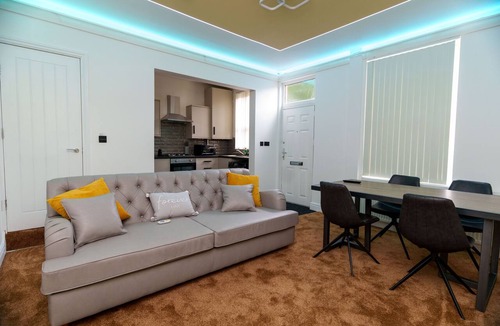 Leeds House | Refurbished 3-bed house in superb location, Leeds