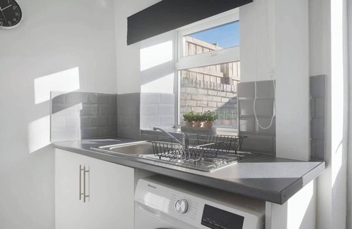 Crook House | Relaxing 2BR in Billy Row|WiFi |by Stay With Us