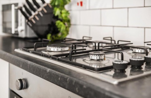 Nottingham House | Revolution House | Spacious Stay for Teams