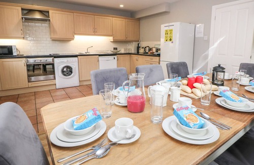 Holestone Moor Cottage | RIBER, family friendly, character holiday cottage in Two Dales