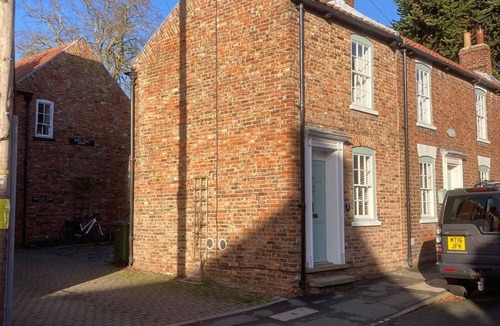 Barrow upon Humber Cottage | Ribston Cottages