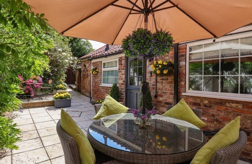 Stamford Bridge House | River View, Stamford Bridge