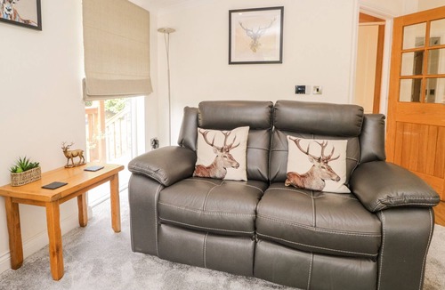 Allithwaite House | ROBIN LODGE, pet friendly, luxury holiday cottage in Cartmel