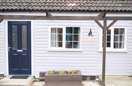 Markham Moor Cottage | Robinson Apartment - a 1 bedroom apartment that sleeps 2 to 4 guests