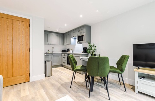 Stoney Middleton Apartment | Rock Mill | 2-Bedroom Duplex with Balcony