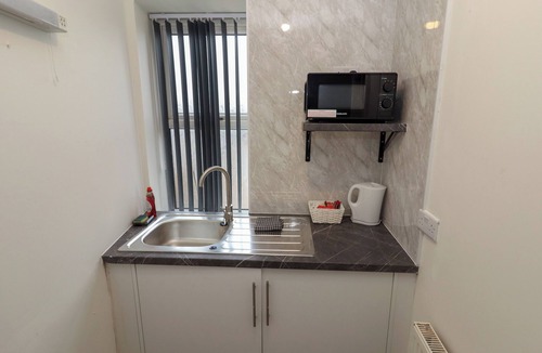 Blackpool Town Center Cottage | ROOM 6 STUDIO 2ND FLOOR, romantic in Blackpool