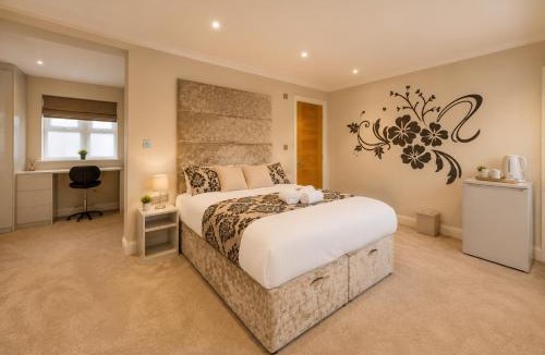 Batley House | Room C 7C Spectacular Ensuite Stay