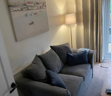 Rotherham House | Rotherham,Meadowhall,Magna,Utilita Arena,with WIFi and Driveway
