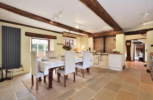 Little Cowarne House | Rural Cottage Families Pets Bredenbury 10min