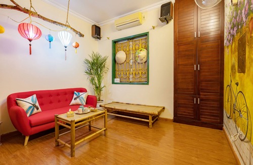 Hang Bo Apartment | Rustic 2BD Apartment