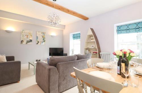 Blythburgh House | Saffron, Blythview