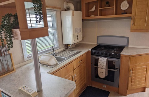 Anderby Creek Cabin | Sandy Paws Dog Friendly - Anderby Creek