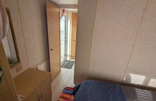 Anderby Creek Cabin | Sandy Paws Dog Friendly - Anderby Creek