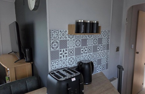 Chapel Saint Leonards Cabin | Seaside Haven Retreat in Skegness