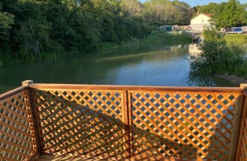 Lincoln Apartment | seven acre farm campsite