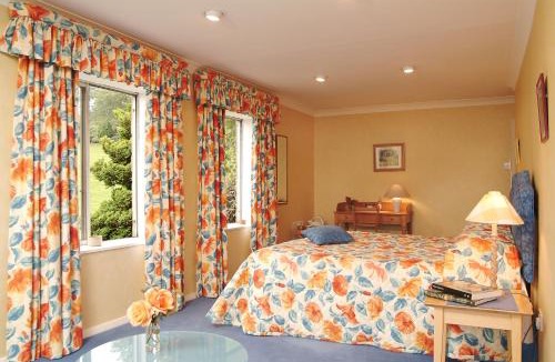 Ampleforth House | Shallowdale House