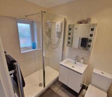 Bloxwich Apartment | Sheldon Apartments BHX HS2 JLR NEC