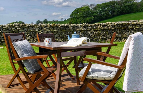 Hawes Cottage | Shepherds Cottage at Mile House Farm