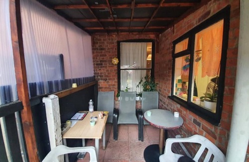 Boston House | Sherwood Terrace 3 Bedroom Entire Property