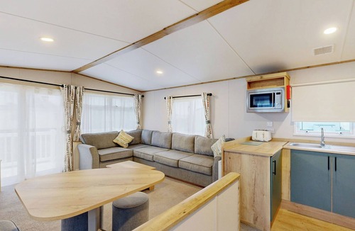 Mappleton House | Silver 2 Bedroom Holiday Home Pet