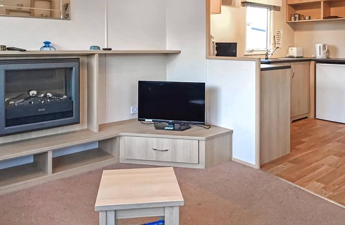 York House | Silver grade caravan with one double bedroom and one twin.