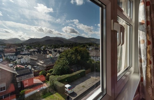 Keswick Cottage | Skiddaw Skies - an apartment that sleeps 6 guests in 3 bedrooms