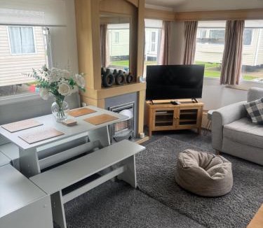 Mappleton Resort | Skipsea Sands Caravan Hire 8 Berth With Air conditioning And free WIFI