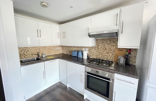 Hackney Apartment | Sleek 1BD City Apartment, Heart of East London