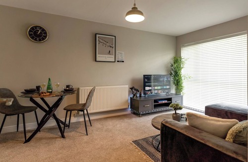 Solihull House | Solihull House | Free Parking | NEC | Airport
