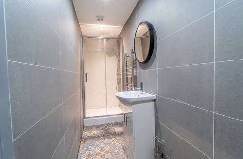 Beeston Apartment | Sophisticated private getaway | Pass the Keys