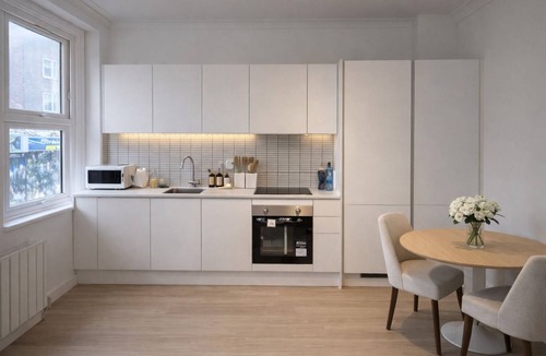 Shacklewell Apartment | Spacious 2 Bedroom Apartment (Apt. A)