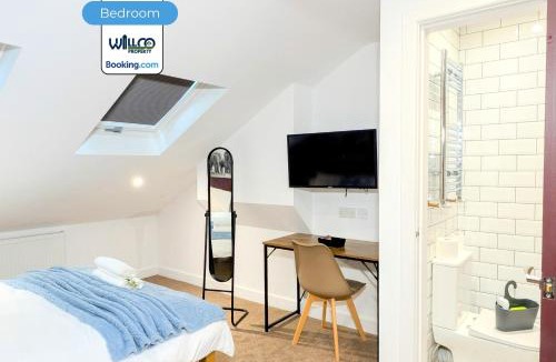 Derby House | Spacious 5BR Family Home By WillCo Property Short Lets & Serviced Accommodation Derby With Games & Perfect For Contractors