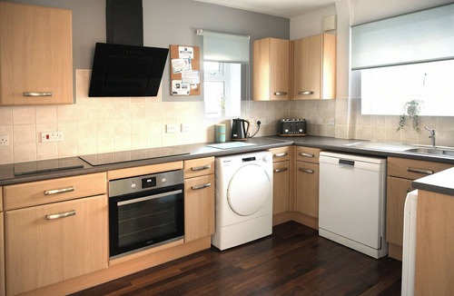 Loughborough House | Spacious & Comfortable 3-Bedroom Home in Loughborough with Free Parking