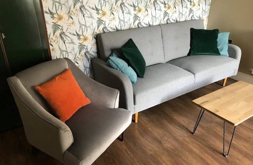 Hull Old Town Apartment | Spacious Luxury City Centre Apartment With Secure Parking