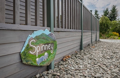 Windermere Cabin | Spinney Lodge - a holiday lodge that sleeps 2 with an en-suite