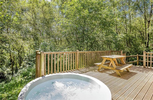 Freehay Ski Chalet | Squirrel Log Cabin 4