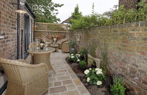 York House | St Olaves House Sleeps 10