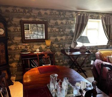 Knipton Apartment | Stunning 2 bed Flat Near Belvoir Castle