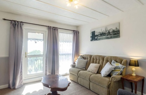 Skegness Apartment | Stunning 2 Bedroom flat with balcony and Seaview