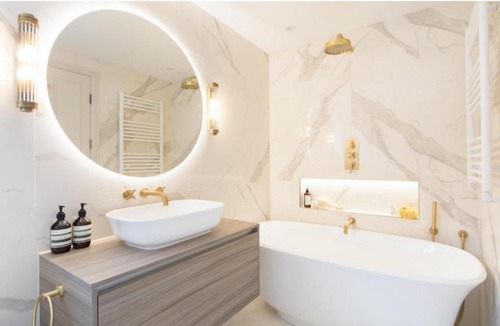 Brent Apartment | Stunning 3 Bedroom Family Home in Kensal Rise