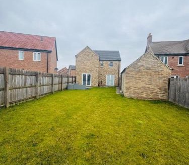 Alford House | Stunning 3-Bedroom in Alford Lincolnshire