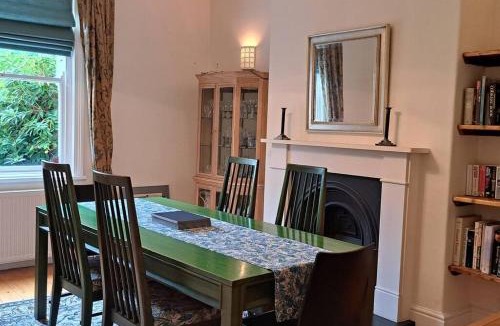 Bramhall House | Stunning 3BD Victorian House in Bramhall Village