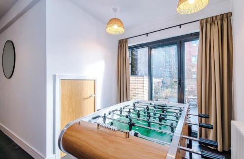 Northern Quarter House | Stunning 3BR Townhouse, Terrace, Games, Free Parking
