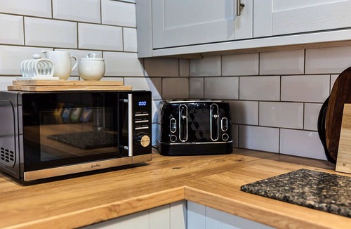Ferryhill House | Stunning villa for 8 guests with WIFI, TV and pets allowed