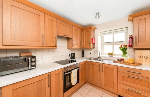 Thirsk House | Stunning villa for 6 people with pool, hot tub, WIFI and terrace