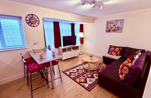 Ponders End Apartment | Stylish 1 BF-Free Parking-London-Tottenham Hotspur Stadium
