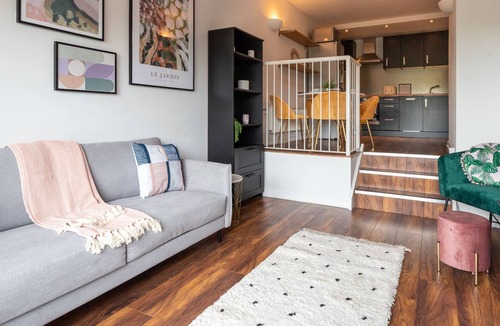 Holbeck Apartment | Stylish 2 bed city centre apartment