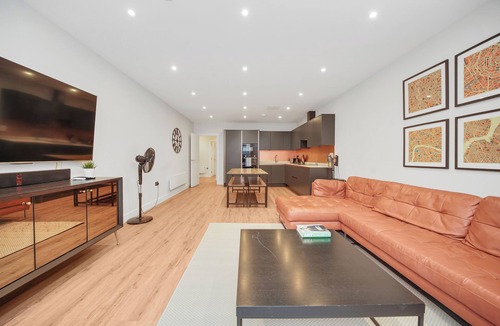 Southfields Apartment | Stylish 2bed flat 8min to Wimbledon tennis courts