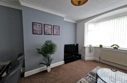 Wakefield Apartment | Stylish 2bed House Near Wakefield City Centre