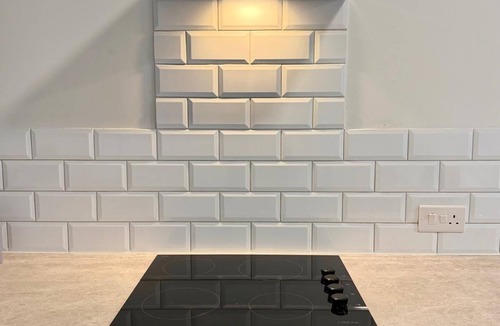 Kettering Apartment | Stylish Accessible 1-Bed Town Centre Apartment in Kettering, Wi‑Fi, Smart TV,Sky